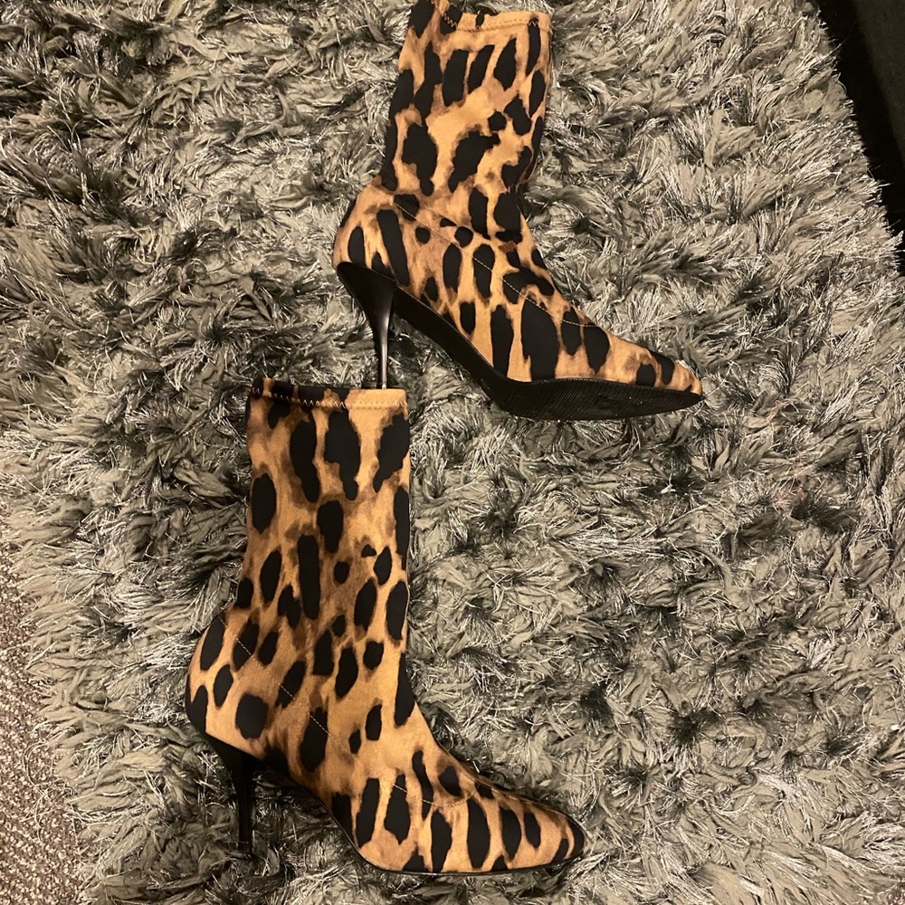 Stuart weitzman sock boots